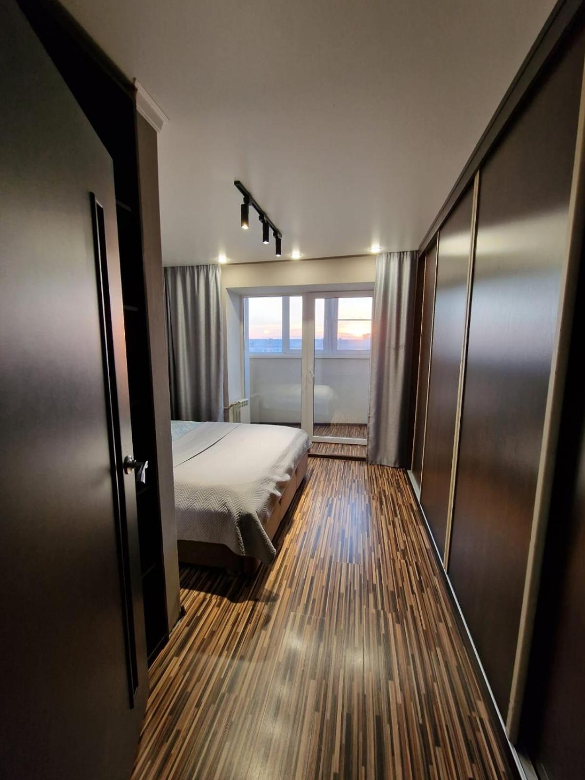 Apartment On Republic Square Ust-Kamenogorsk Luaran gambar