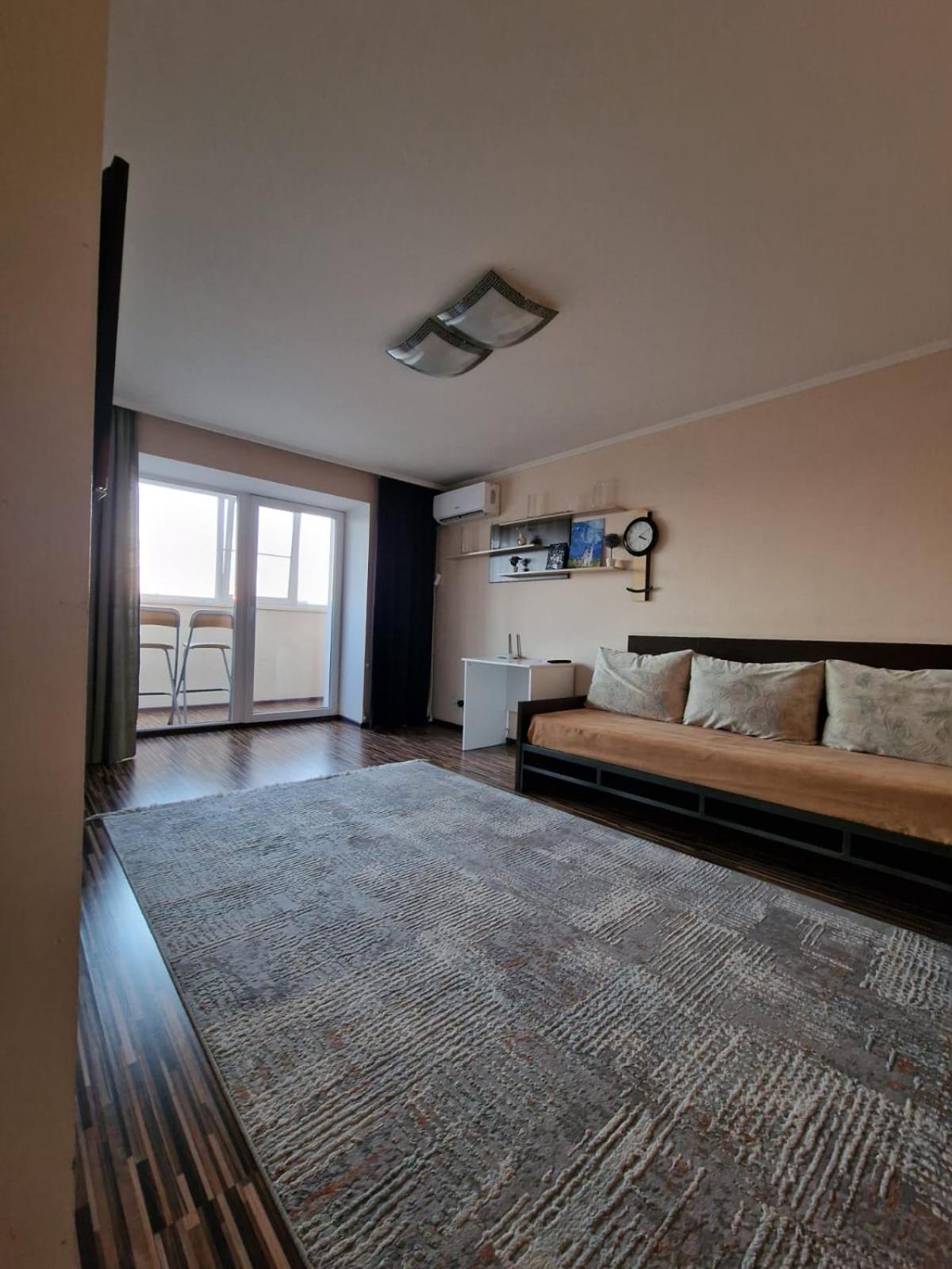 Apartment On Republic Square Ust-Kamenogorsk Luaran gambar