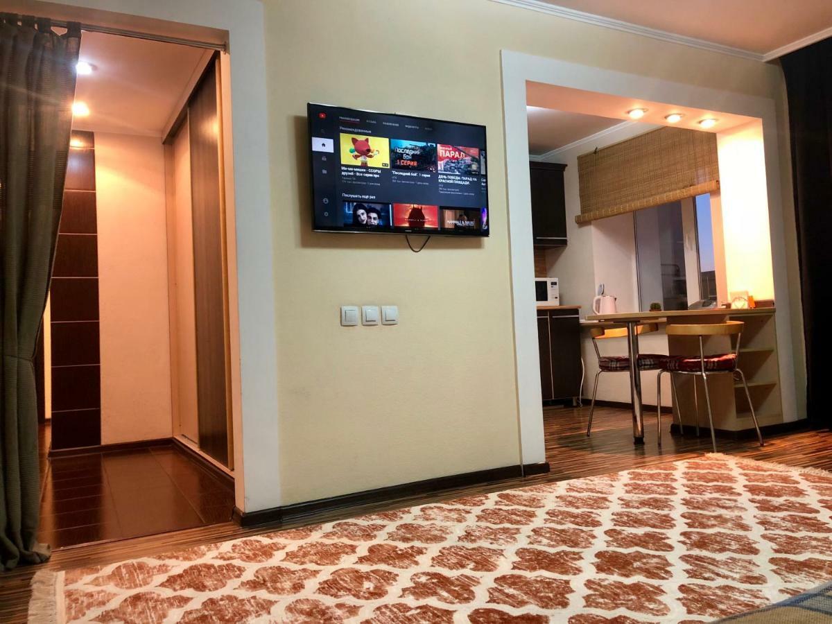 Apartment On Republic Square Ust-Kamenogorsk Luaran gambar